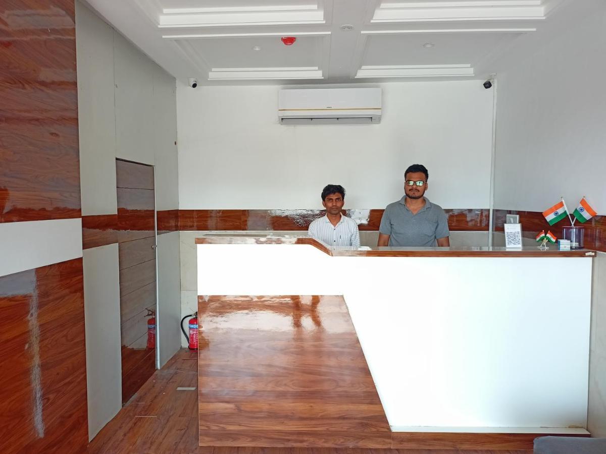 Hotel Palms Residency, Chembur Bombay Exterior foto