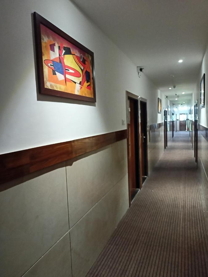 Hotel Palms Residency, Chembur Bombay Exterior foto